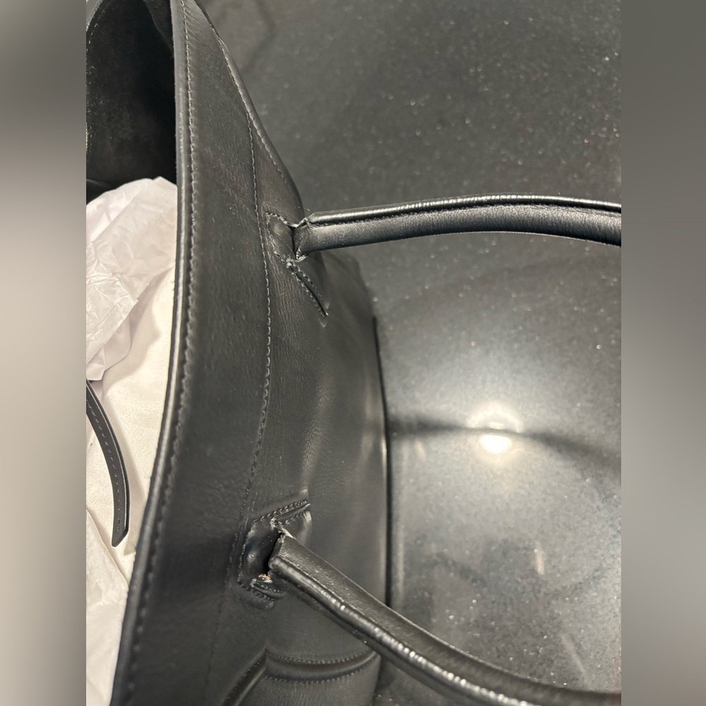 Celine Phantom Black on Black tote. GUC & clean inside. Phoebe era - Picture 6 of 16